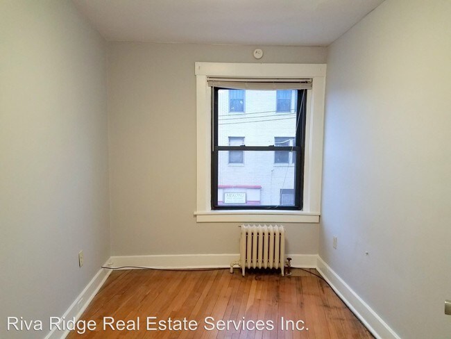 Foto del edificio - 2906 Glenmore Ave