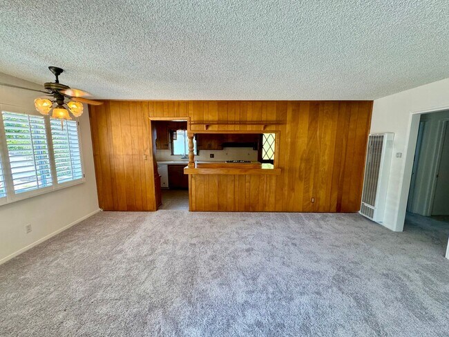 Building Photo - Charming 3 bedroom home in Manhattan Beach