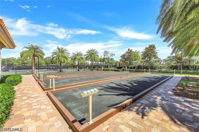Foto del edificio - 16903 Fairgrove Way
