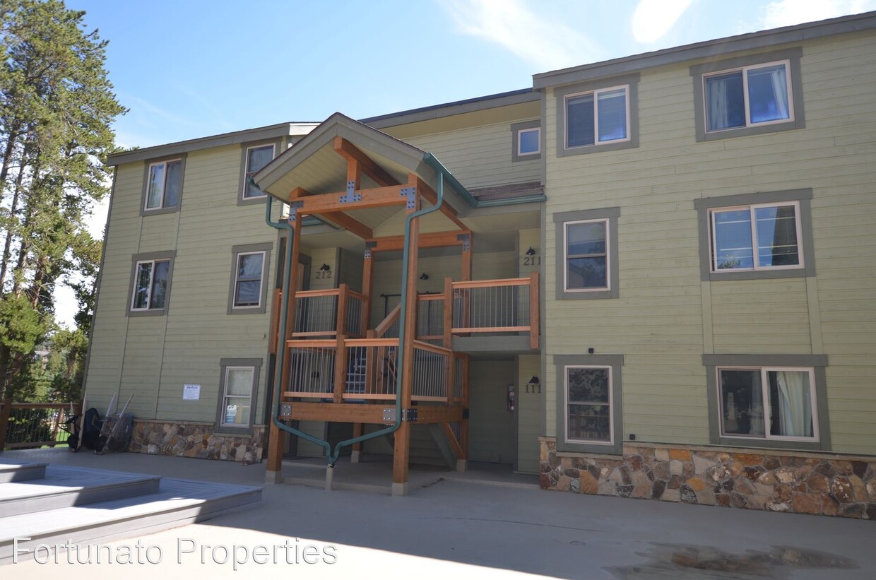 Primary Photo - 2 br, 2 bath House - 111 Powder Ridge Cond...