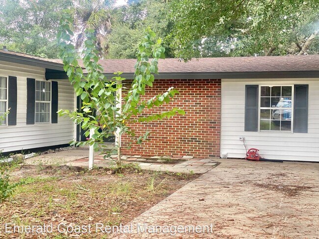 Building Photo - 3 br, 2 bath House - 318 Coral Drive