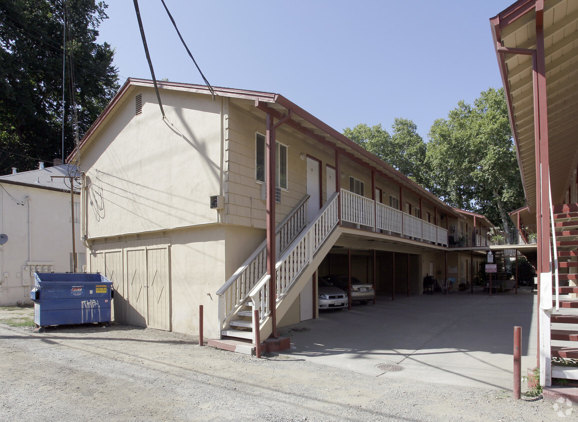 Primary Photo - D Street Apartments