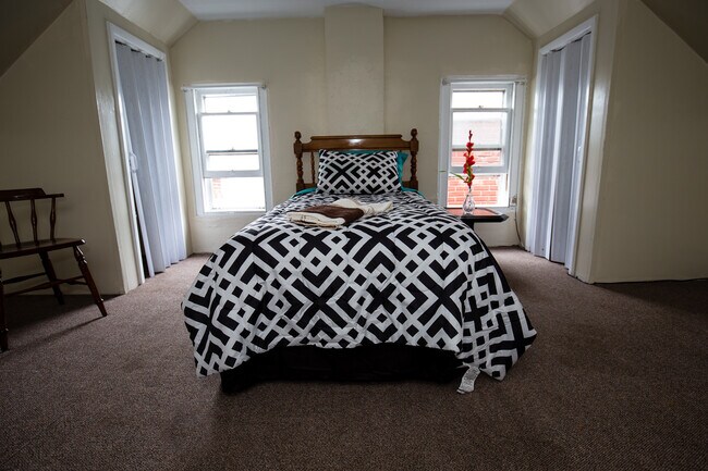 Building Photo - Dr. Strangelove, two bedrooms , and more f...