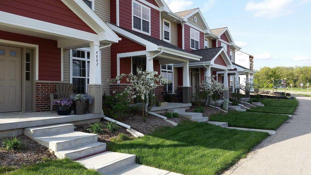 4872 Innovation Dr, DeForest, WI 53532 Townhome Rentals in DeForest