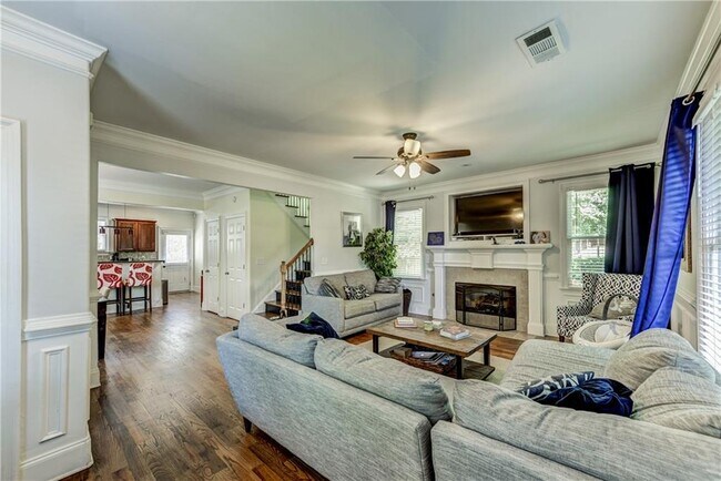 Foto del edificio - 1829 Sylvan Ridge Dr SW