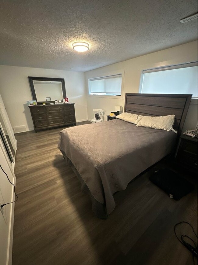 Building Photo - 17328-17385 85 Ave NW