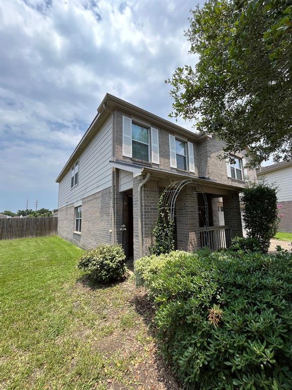 Building Photo - 15202 Lynford Crest Dr