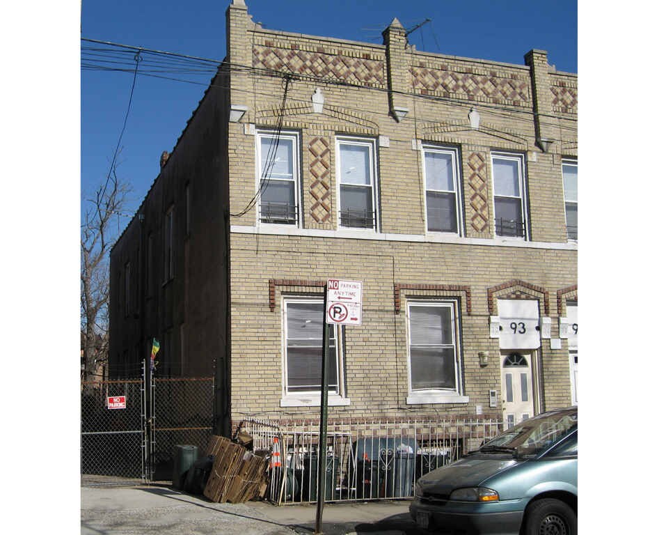 Foto principal - 93 Legion St