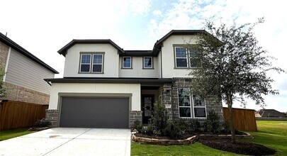 Building Photo - 26127 Mossy Grns Dr