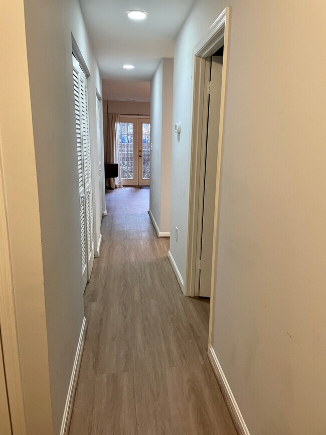 Foto del edificio - 1647 Park Rd NW