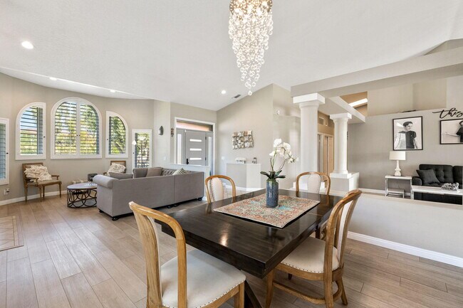 Foto del edificio - 406 Oakmont Dr