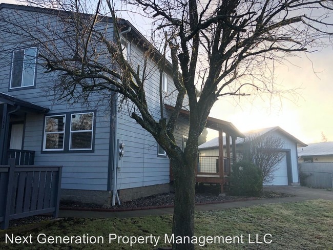 Building Photo - 3 br, 1.5 bath House - 153 Smith Loop