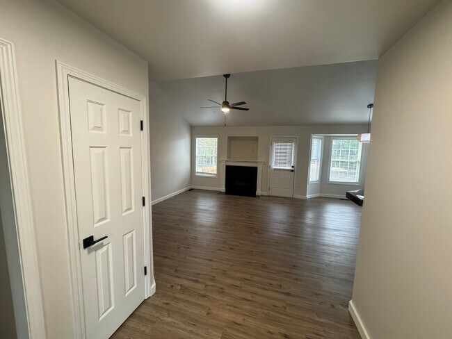 Building Photo - 4308 Shadowmoss Ct