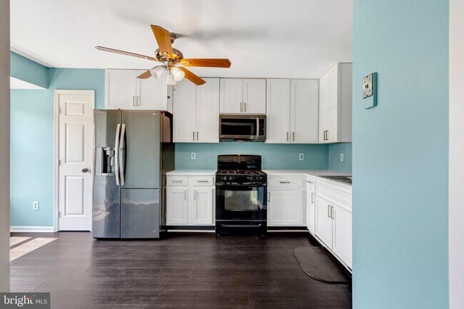 Foto del edificio - 14716 Grobie Pond Ln