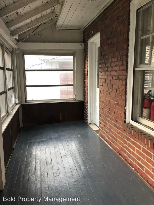 Foto del edificio - 1118 Exeter St