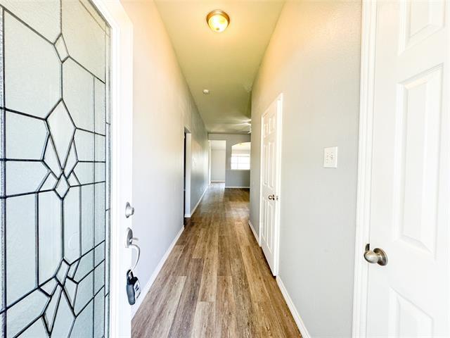Building Photo - 2024 Sunny Side Dr