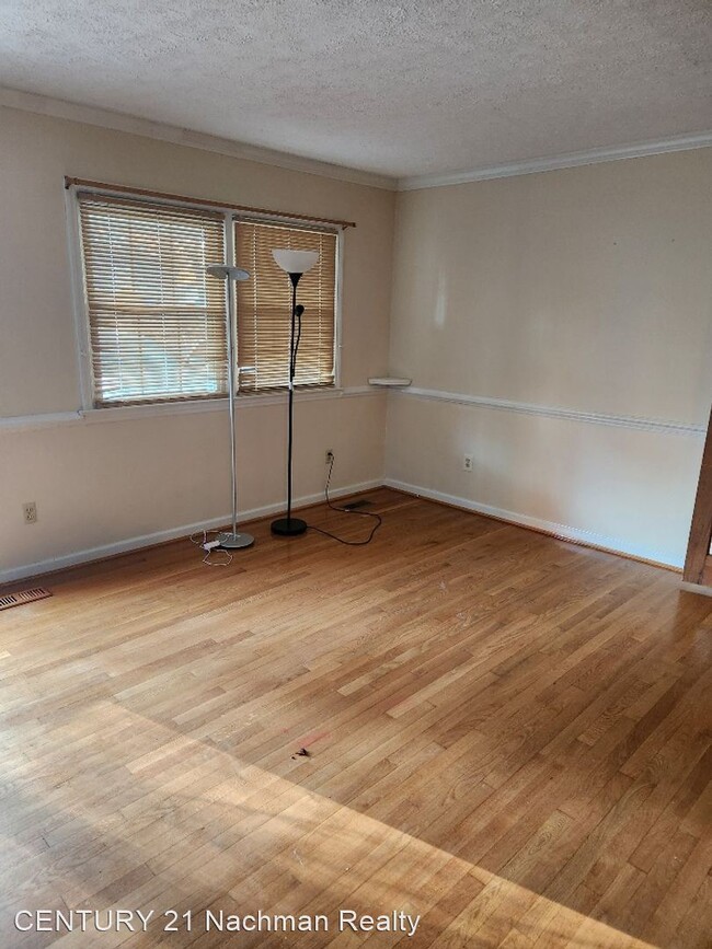 Building Photo - 3 br, 2 bath House - 646 Creasy Avenue