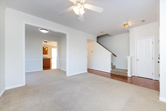 Foto del edificio - 5028 Prosperity Ridge Rd