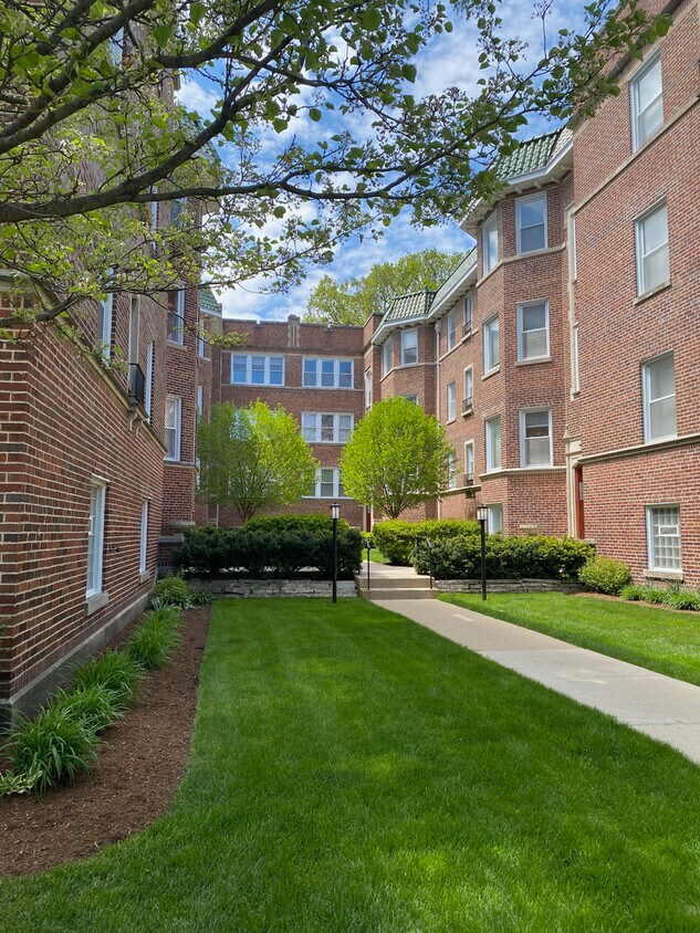 Foto del edificio - 1226 Elmwood Ave