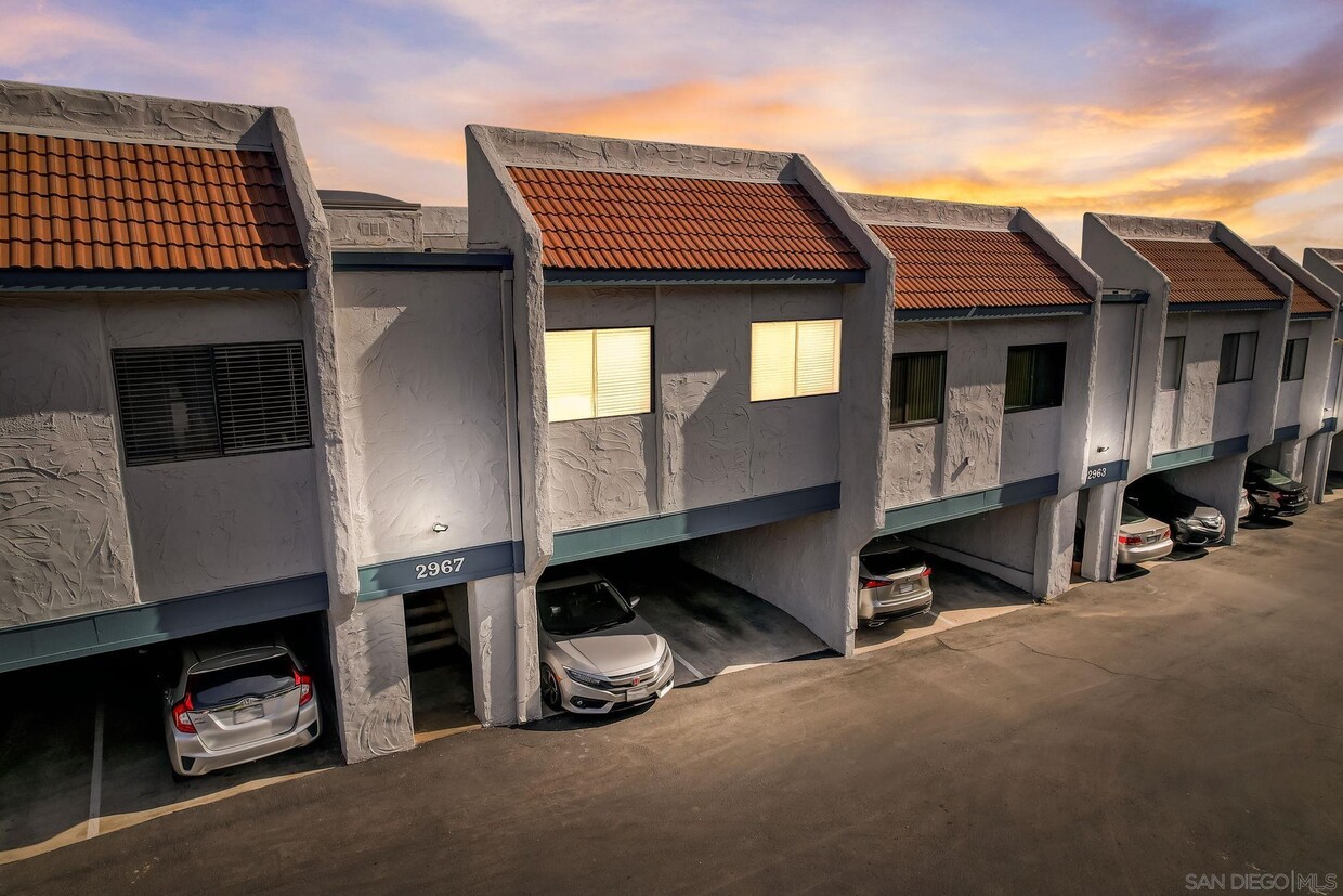 Primary Photo - 2967 Cowley Way