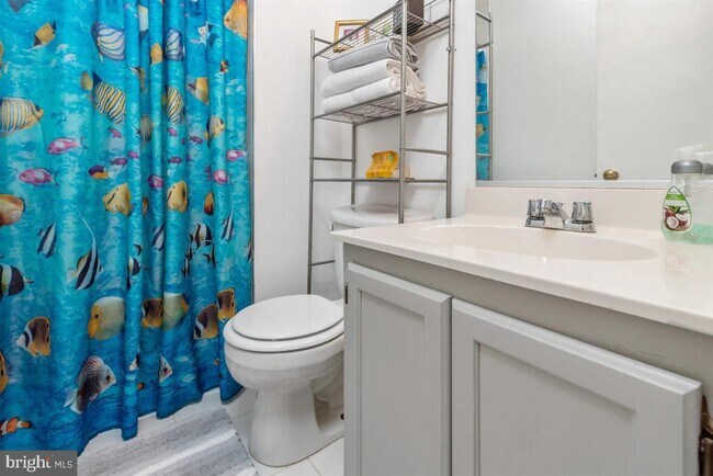 Foto del edificio - 8222 Tall Trees Ct