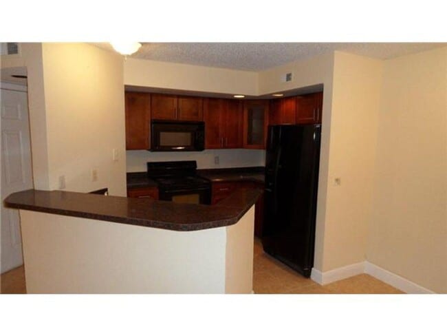 Photo - Remodeled 2 Bedroom / 2 Bathroom Condo wit...