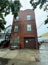Building Photo - 2031 Tomlinson Ave