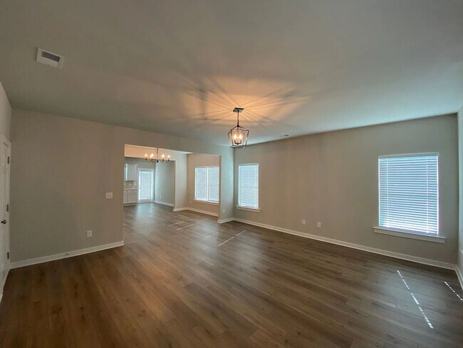 Building Photo - 280 Avalon Wy