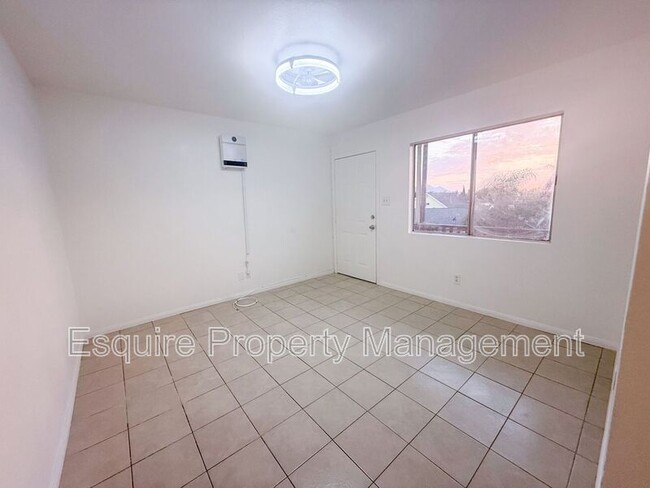 Building Photo - 311 A St