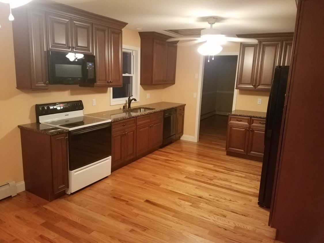 Building Photo - 53 Bayview Ave