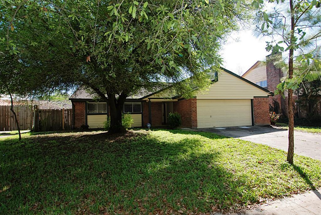 Primary Photo - 7511 Harpers Glen Ln