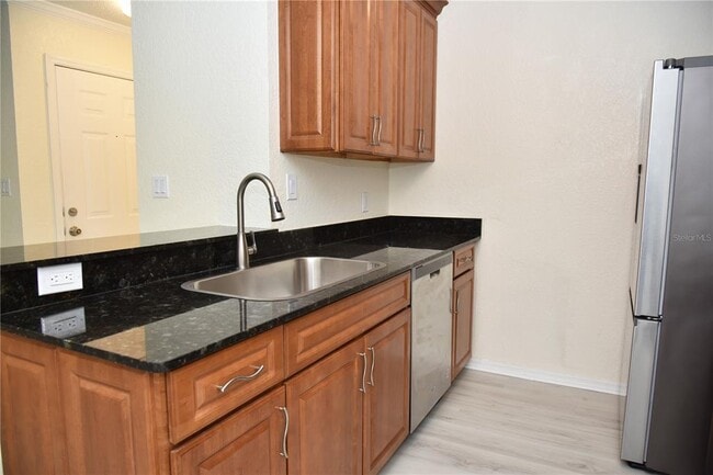 Building Photo - 10265 Gandy Blvd N