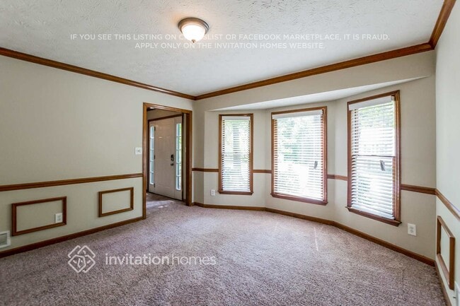 Building Photo - 5130 Brownwood Dr