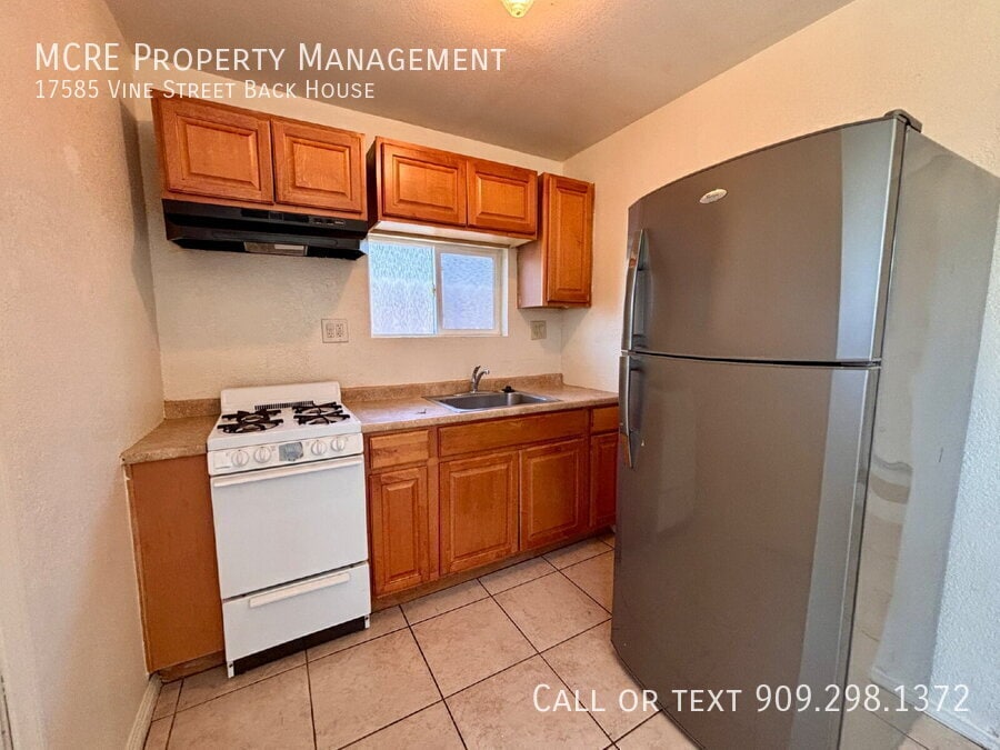 Photo - 17585 Vine Street Back House-
