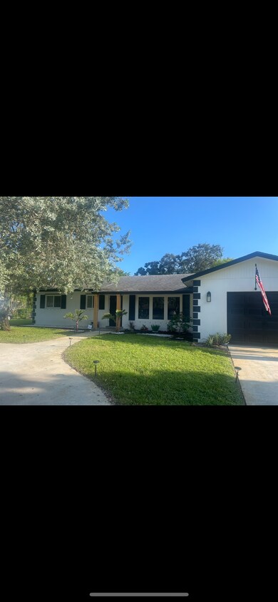 Primary Photo - 3712 Lowson Blvd