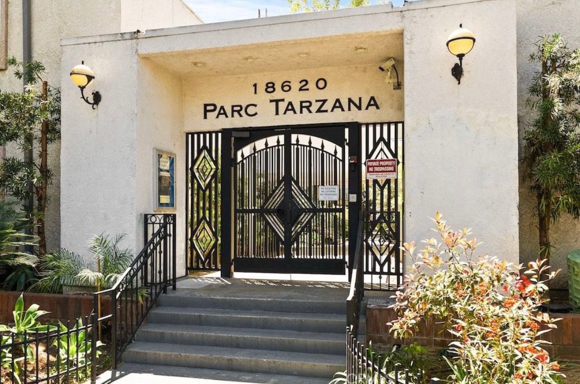 Primary Photo - 18620 Hatteras St