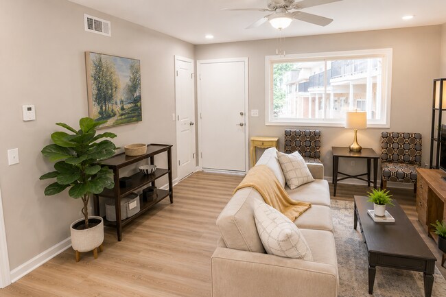 Interior Photo - Lake Lodge Apartments