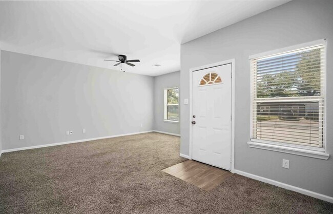 Foto del edificio - 5101 Southwind St