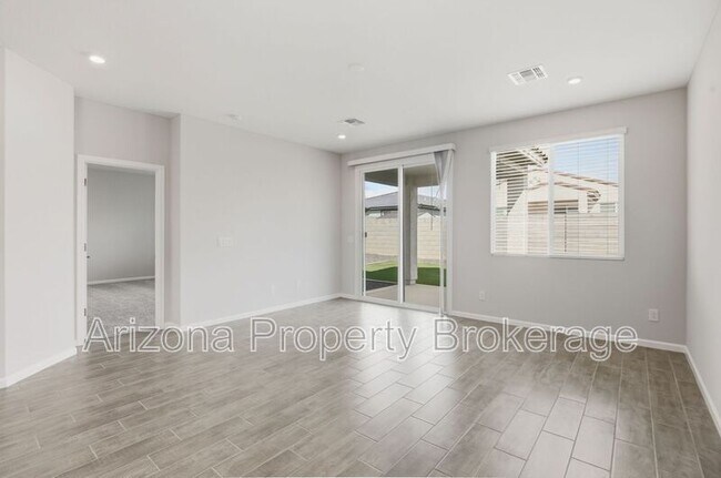 Building Photo - 18260 W Daley Ln