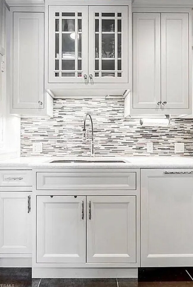 Kitchen - 13615 Shaker Blvd