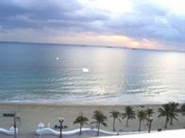 Building Photo - 345 N Fort Lauderdale Beach Blvd