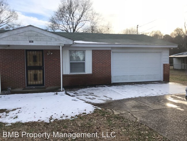 Foto del edificio - 3 br, 2 bath House - 107 Hope Drive