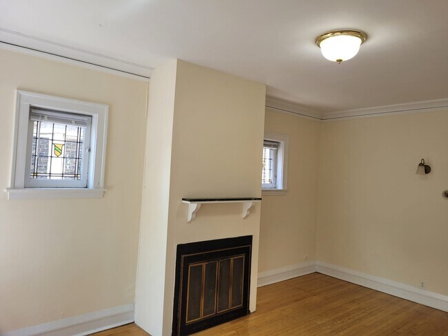 Foto del edificio - 1220 W Columbia Ave