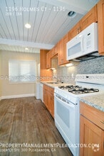 Building Photo - 1196 Holmes Ct