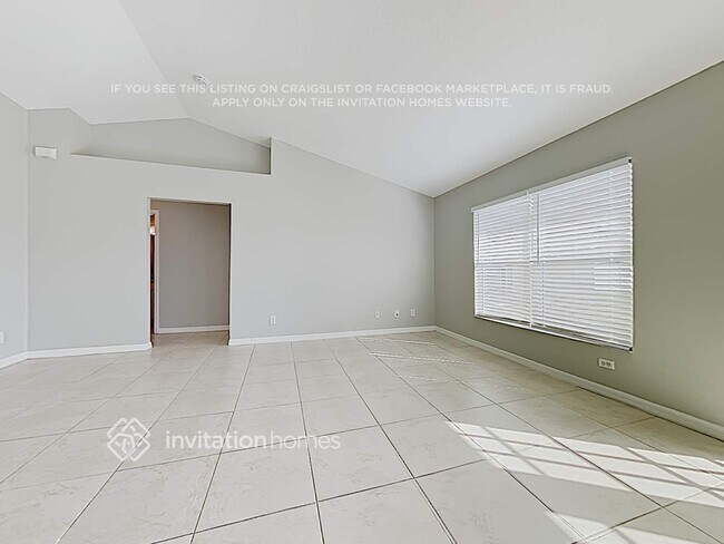Building Photo - 3070 Sandstone Cir