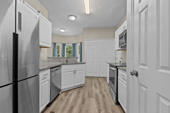 Building Photo - 8318 Umstead Dr