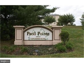 Building Photo - 231 Paoli Pointe Dr