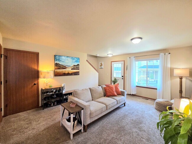 Foto del edificio - 2123 Roper Ln