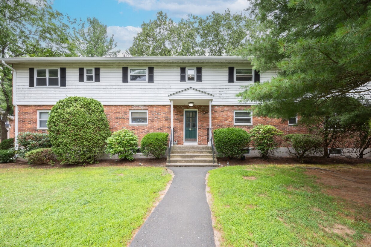 Foto principal - 486 Oak Ave