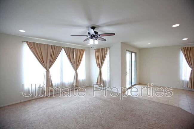 Foto del edificio - 25805 N 161st Dr